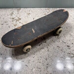 17' Kids Dragon Skateboard Deck